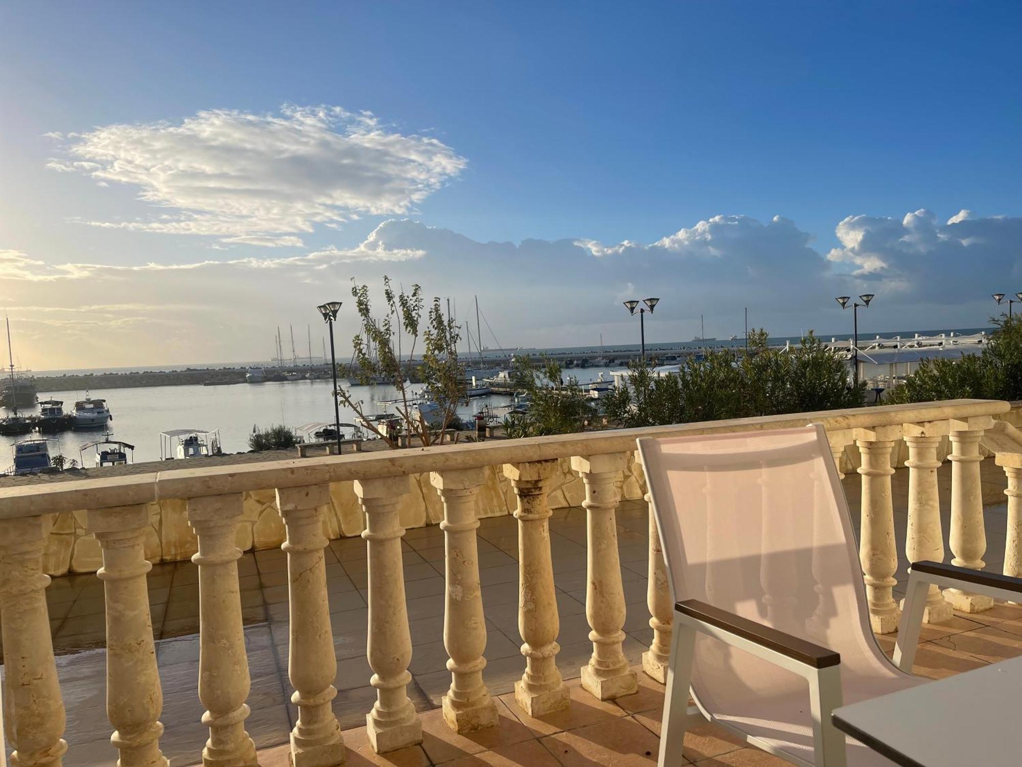 Glabur Stays! The One -1 - Elite Marina Front! Zygi Exterior foto